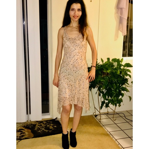 Masturbating pussy photos Sexy sleeveless dress